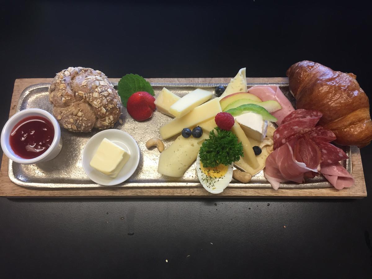 Landcafe Mit Mini Hotel Burgdorf Luaran gambar
